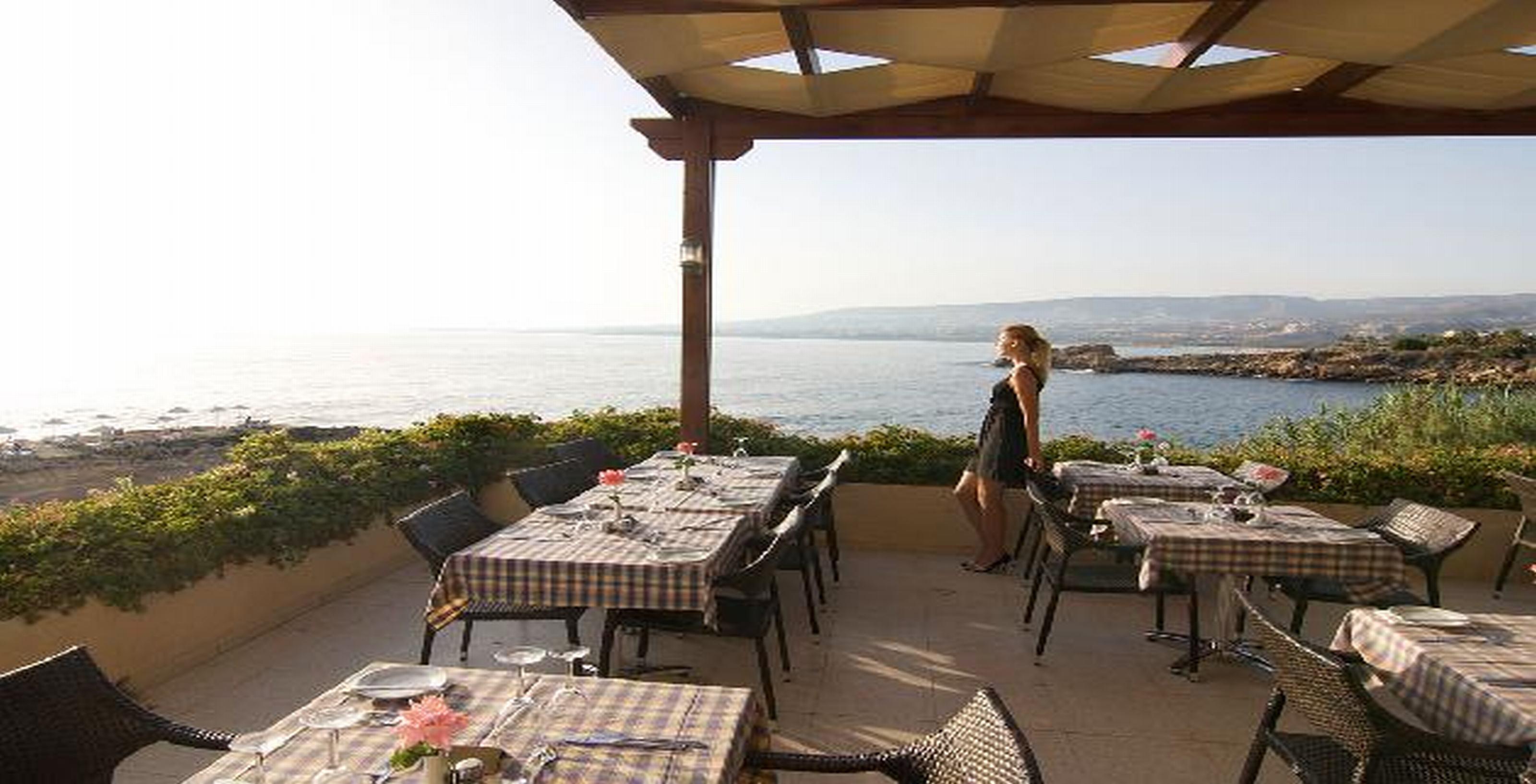 Cynthiana Beach Hotel Kissonerga Ngoại thất bức ảnh
