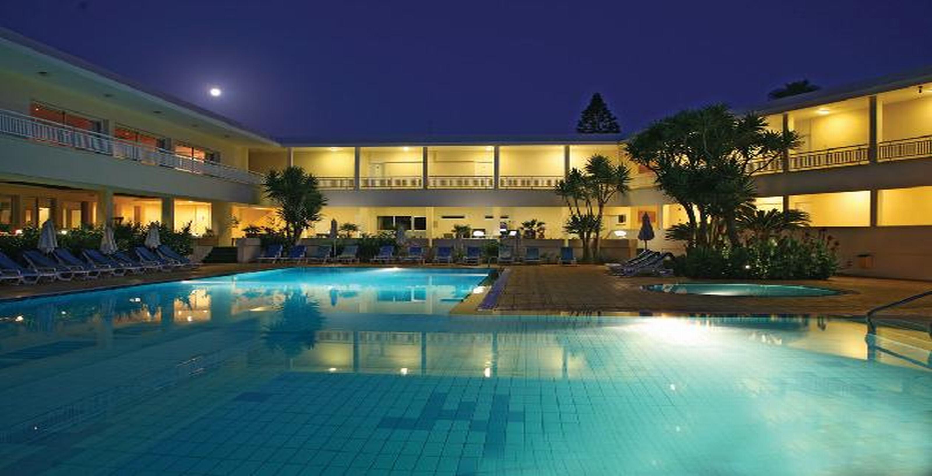 Cynthiana Beach Hotel Kissonerga Ngoại thất bức ảnh