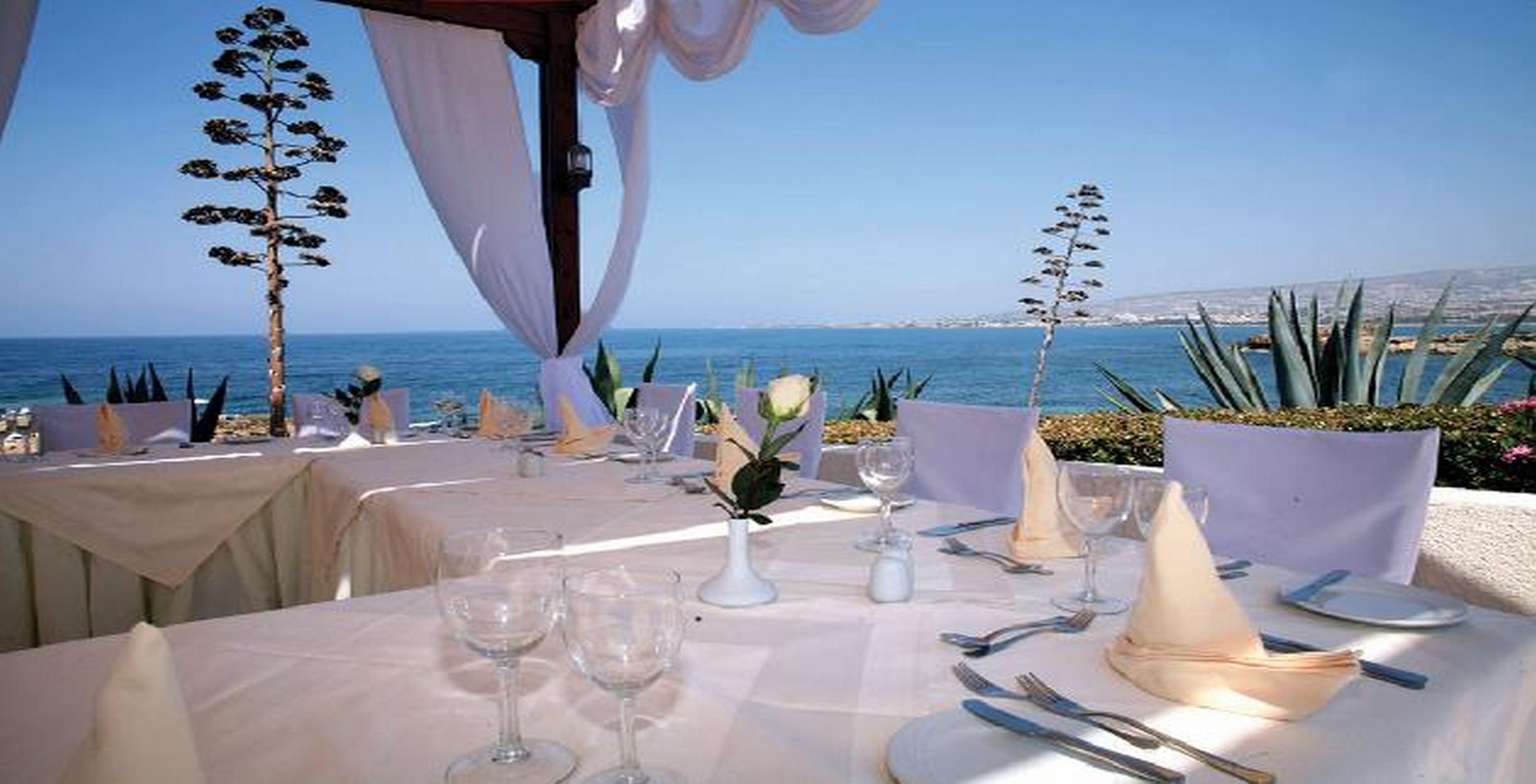 Cynthiana Beach Hotel Kissonerga Ngoại thất bức ảnh